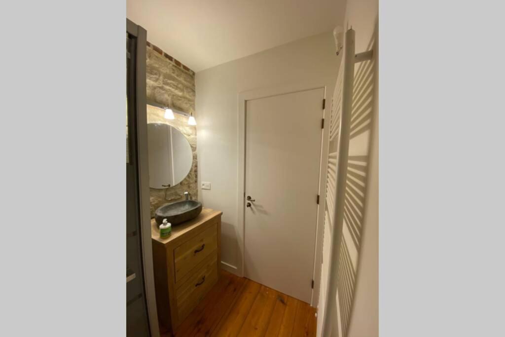 Charmant Appartement Dans Une Ancienne Ferme Nivelles Exterior foto